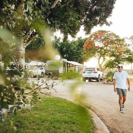 Capricorn Holiday Park Carnarvon Exterior photo