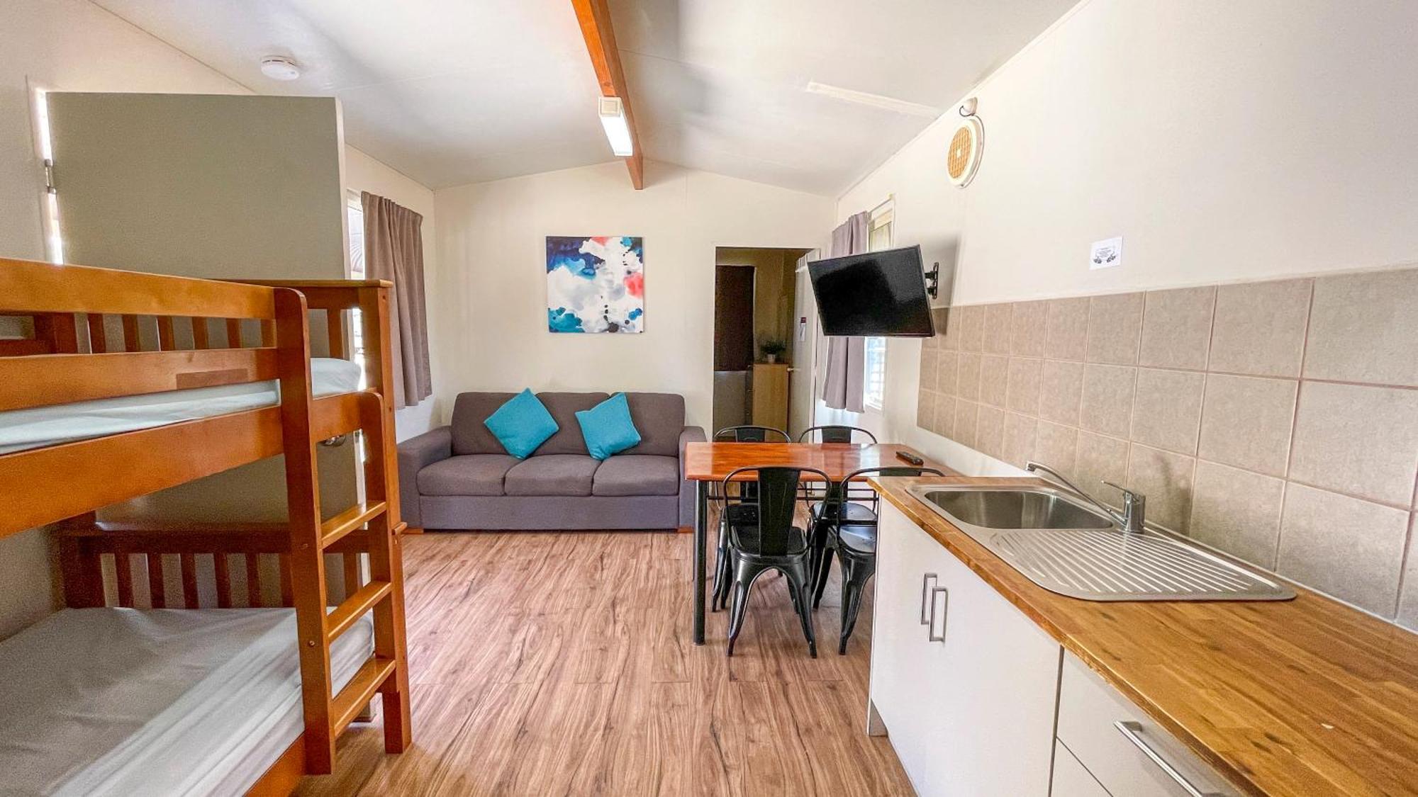 Capricorn Holiday Park Carnarvon Exterior photo