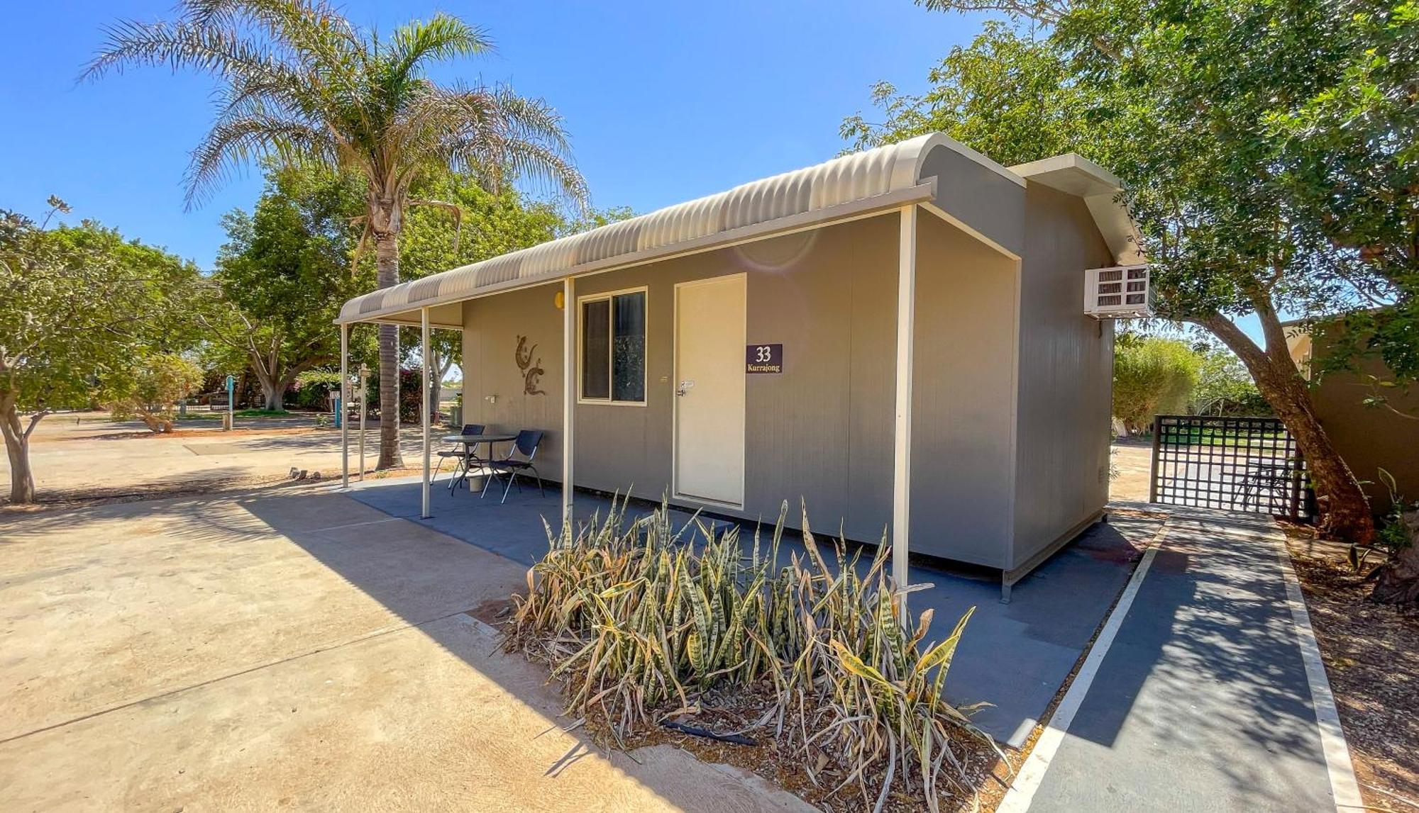 Capricorn Holiday Park Carnarvon Exterior photo